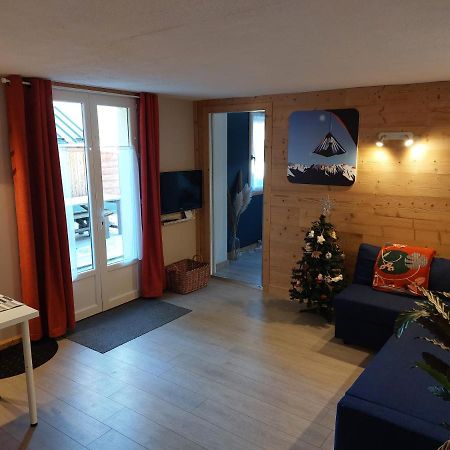 Studio Au Pied Des Montagnes Le Bourg-dʼOisans Exteriör bild